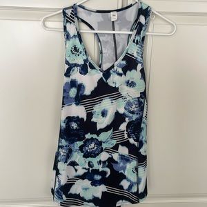 Fila Women’s sleeveless workout top